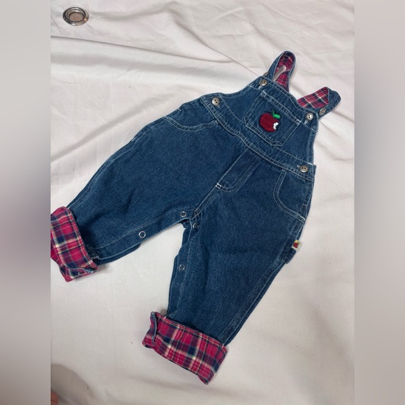 Vintage Carter’s Baby Denim Overalls Apple Embroidered 6–9 Months - Picture 4 of 7